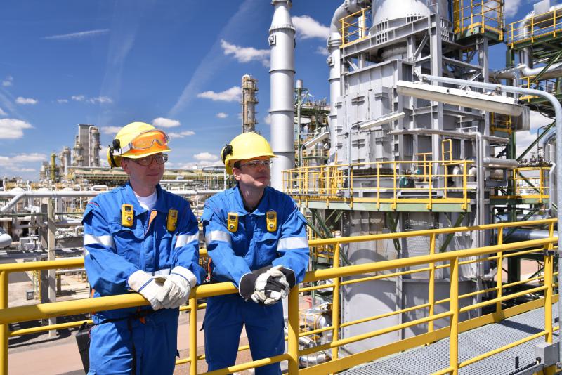 industryview/iStock via Getty Images Industrieanlage